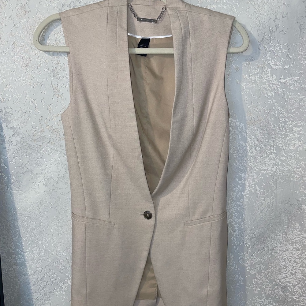 White House Black Market Cream Sleeveless Blazer